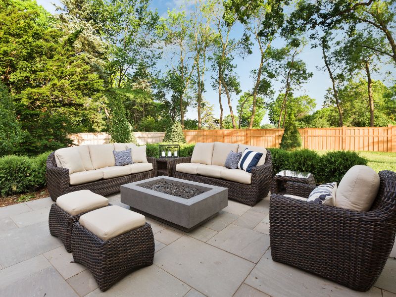 How to Choose the Best Outdoor Furniture for Your Patio: A Guide to Stylish and Functional Pieces