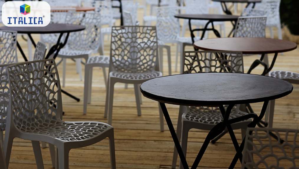 How to Choose the Perfect Plastic Chair for Your Patio