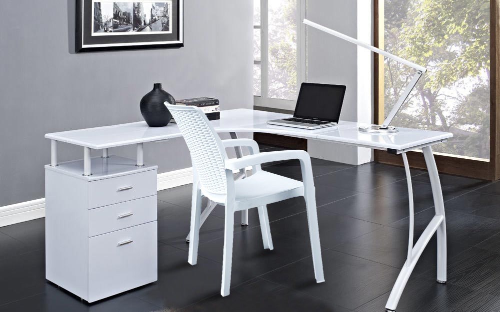 Setting Up An Office With Low Funds? Here’s The Furniture That You Should Choose