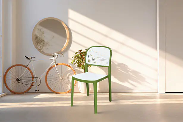 Italica 5253 Armless Plastic Chair